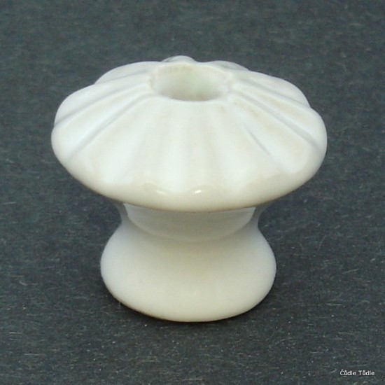 Knopka bílá bez šroubu 2,6 cm